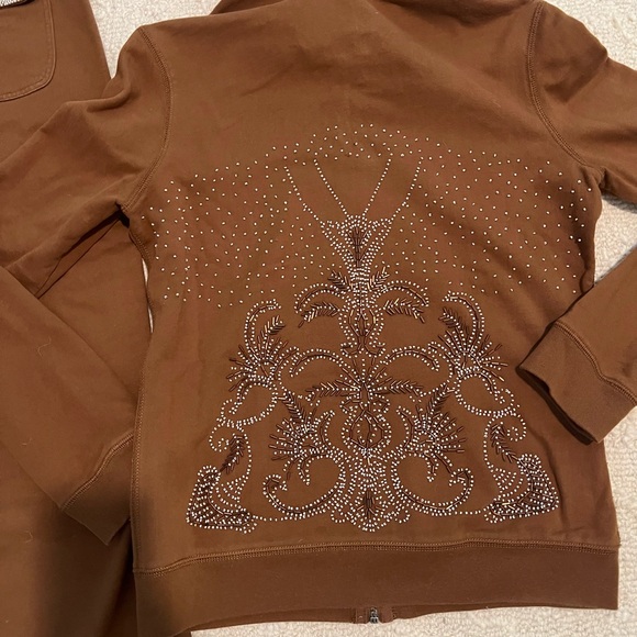 Twisted Heart Brown Set - Picture 7 of 8